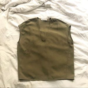 Everlane V Neck Japanese go weave